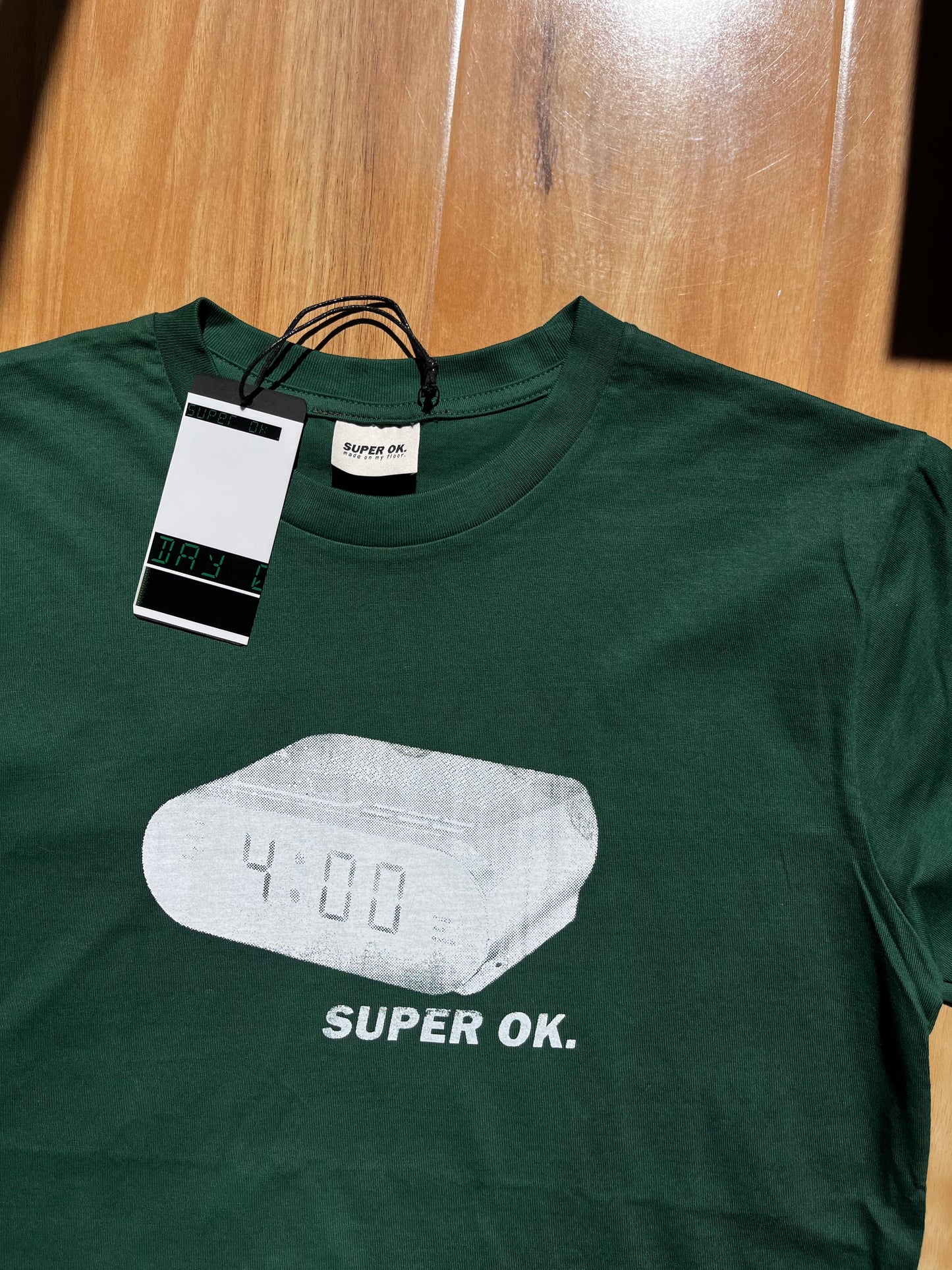 6. Medium (front print only)